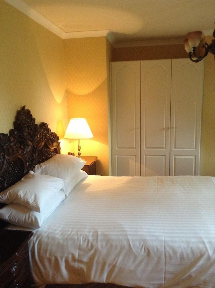Brook Hall Hotel Childer Thornton Экстерьер фото
